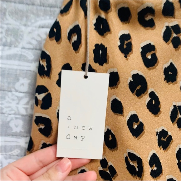 Midi cheetah print skirt TAG 🦋 - Picture 3 of 3